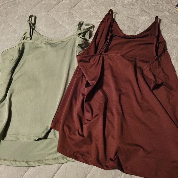 Plus set of two pretty silky cami / tank tops-adjustable straps, in EUC. sz 1X - Picture 6 of 8